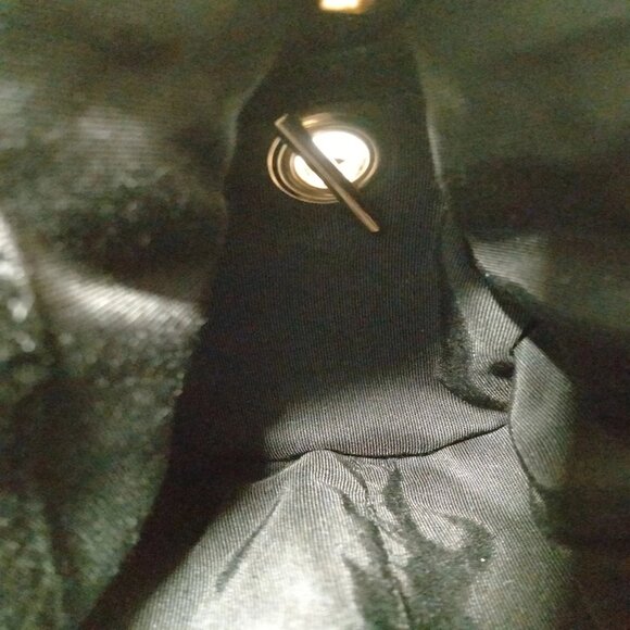 Authentic VERSACE Black Leather Shoulder Bag mon518-111125 - Picture 13 of 16